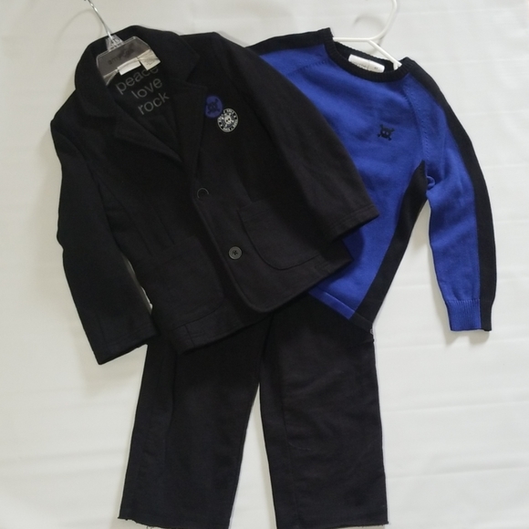 Amy Coe's Sweater, Blazer, Pants Set - Picture 2 of 8